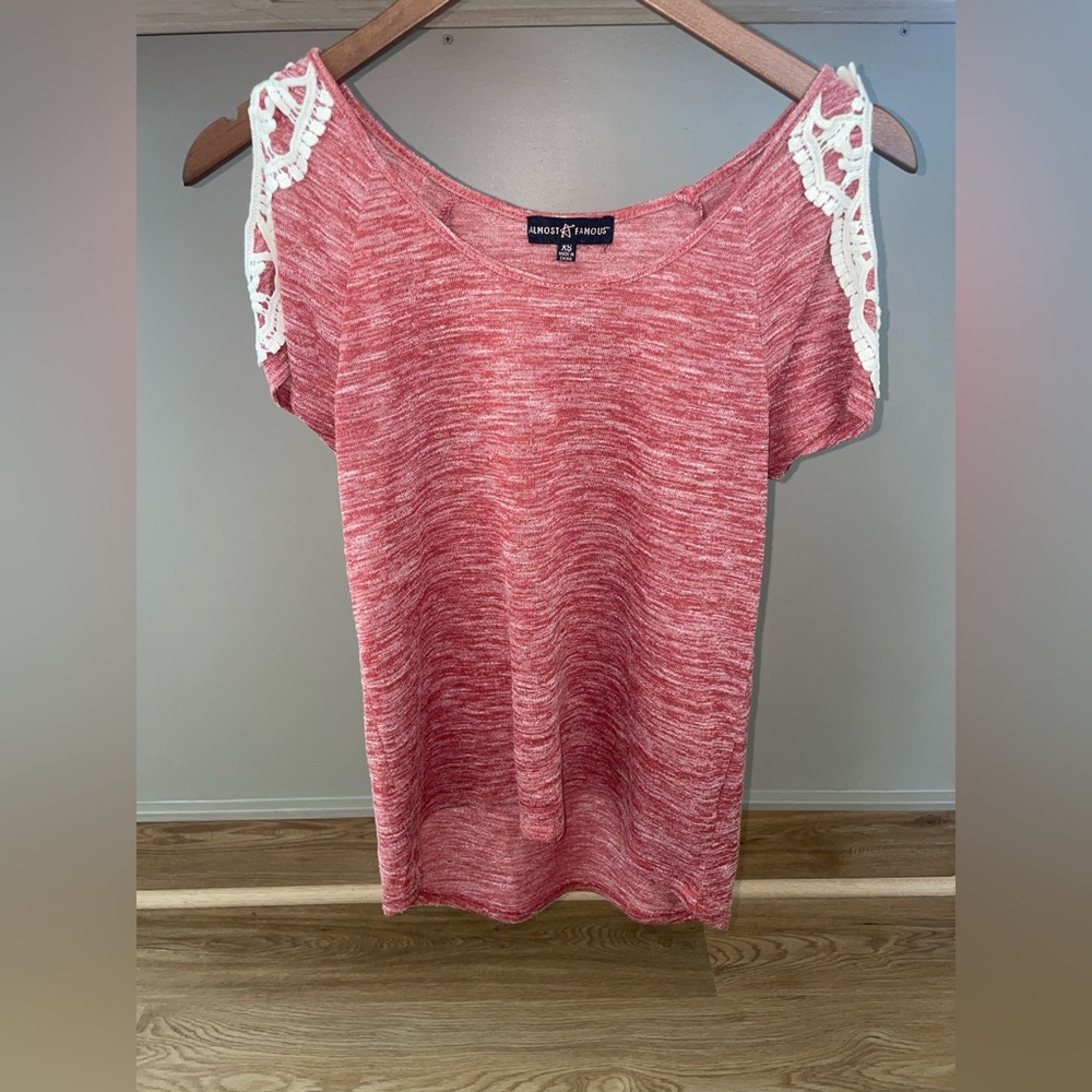 Almost Famous high-low t-shirt with lace detail sleeves